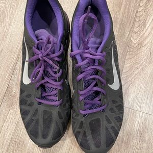 NIKE AIR MAX 2011 Black/Metallic Cool Grey-Purple 429889-005 Mens